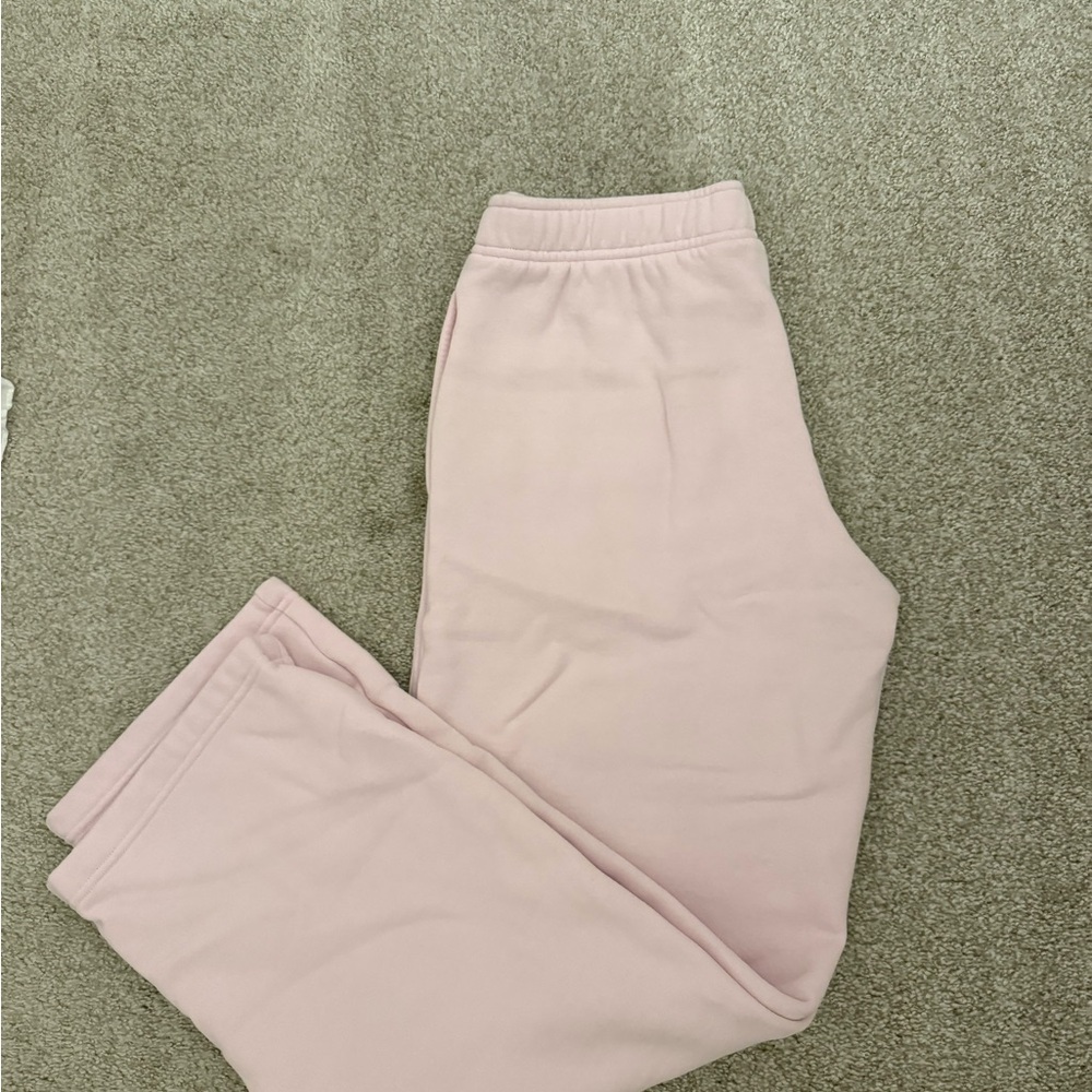 Aritzia Cozy Sweatfleece Mega